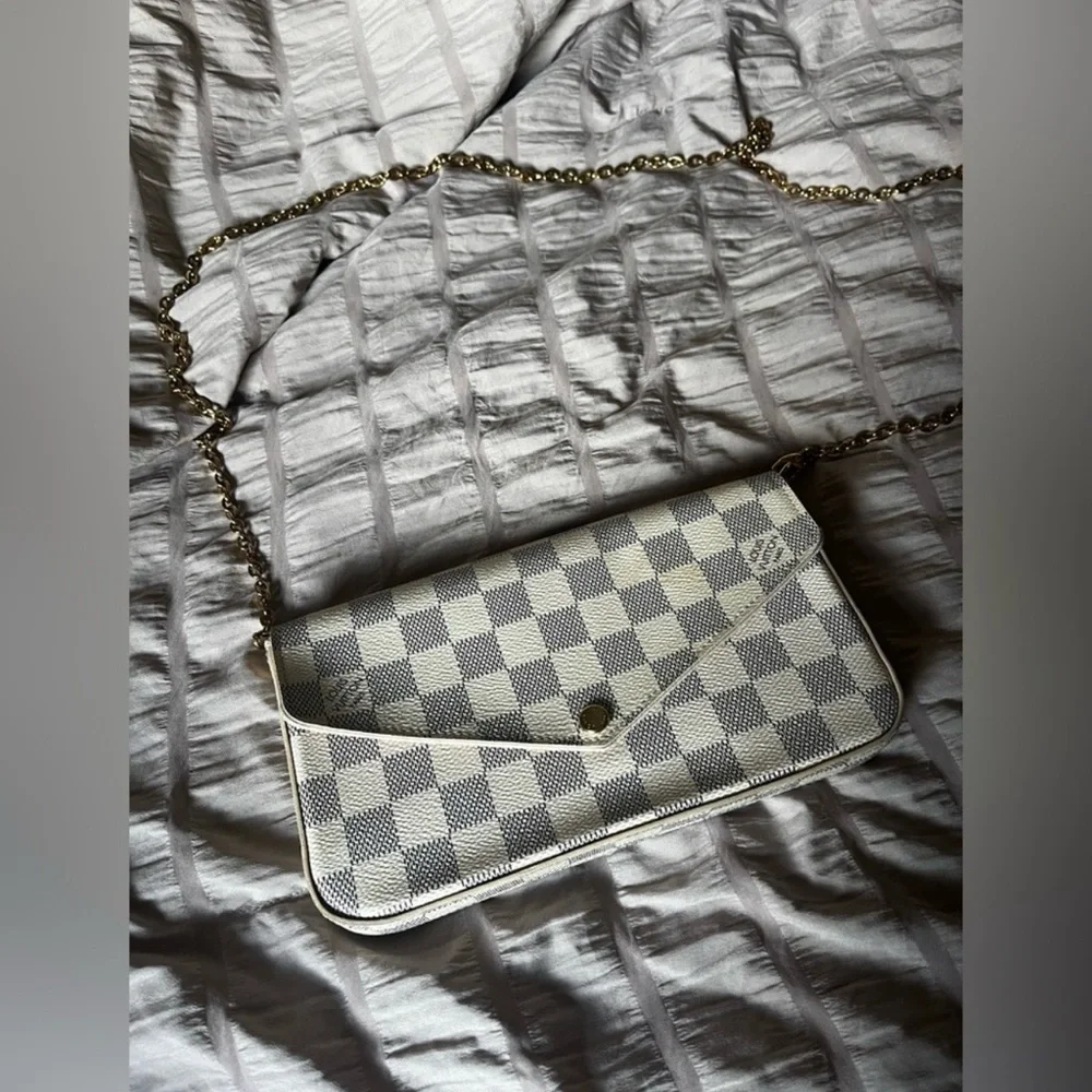 LV Damier Azur Felicie Crossbody Pouchette - Picture 1 of 10